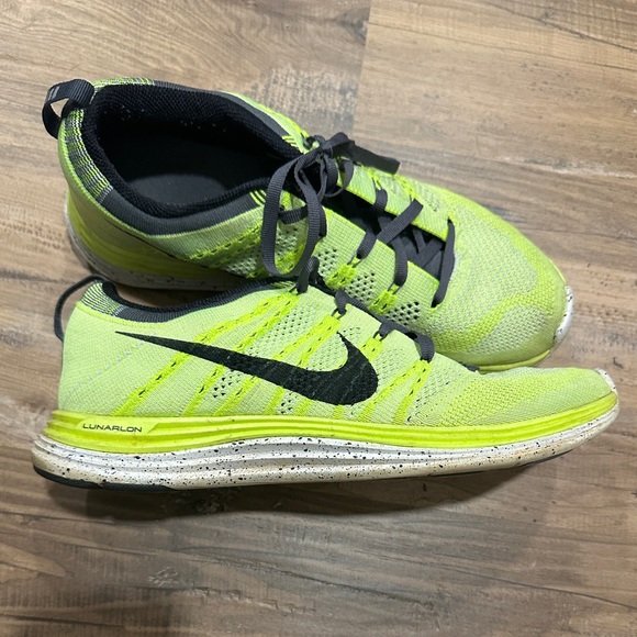 Nike Neon Flyknit Shoes - Picture 2 of 4